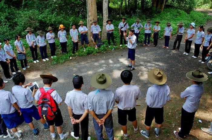 Khoảng Trống