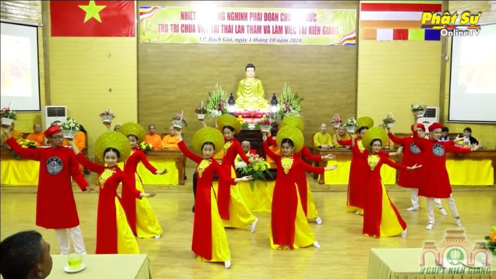 GĐPT Bửu Sơn cúng dường văn nghệ chào đón Chư Tôn Đức Phật GiáoThái Lan